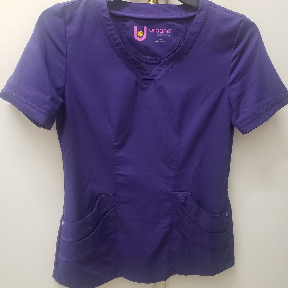 Scrub top